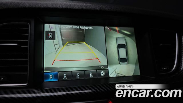 Genesis G80 2017 — photo 15