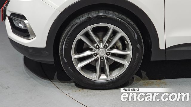 Hyundai Santafe 2016 — photo 5