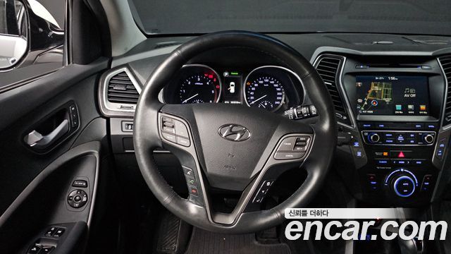 Hyundai Santafe 2016 — photo 13