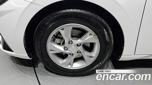 Hyundai AVANTE 2021 — photo 5