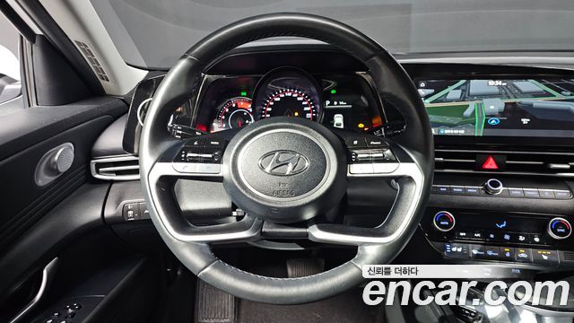 Hyundai AVANTE 2021 — photo 14