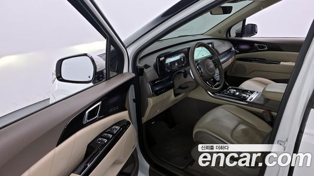 Kia Canival 2022 — photo 10