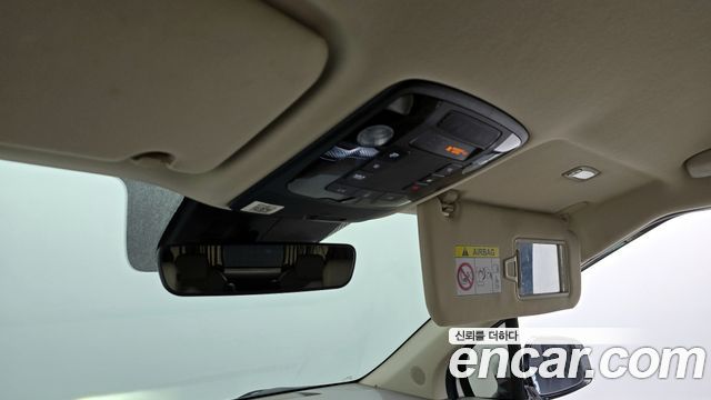 Kia Canival 2022 — photo 17