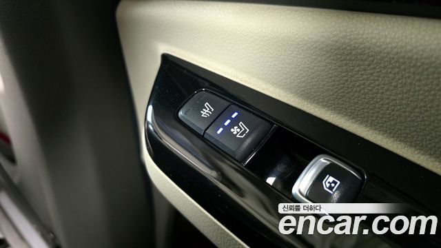 Kia Canival 2022 — photo 19