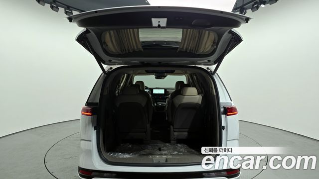 Kia Canival 2022 — photo 20