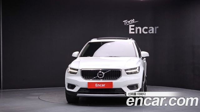 Volvo XC40 2019 — photo 3
