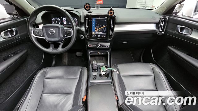 Volvo XC40 2019 — photo 7