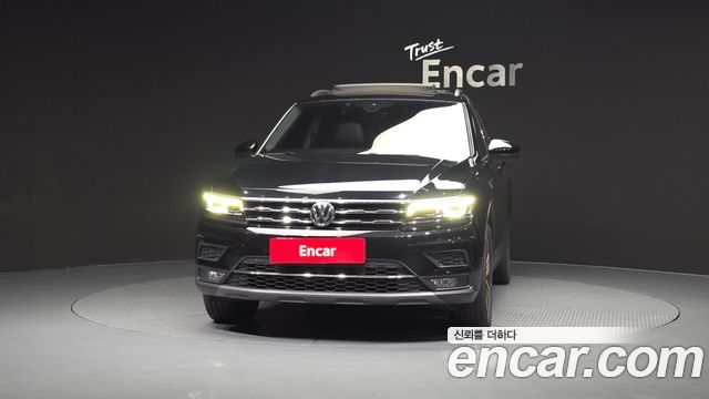 Volkswagen Tiguan 2020 — photo 3