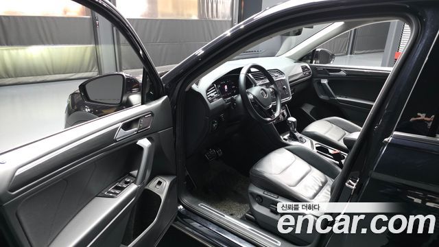 Volkswagen Tiguan 2020 — photo 10