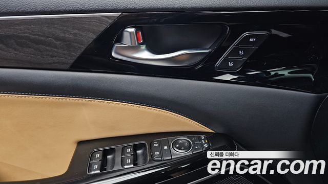 Kia K7 2020 — photo 12