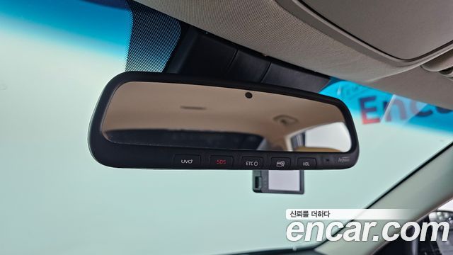 Kia K7 2020 — photo 18