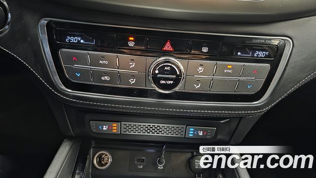 KG Mobility Rexton 2018 — photo 17