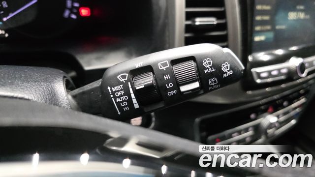 KG Mobility Rexton 2018 — photo 18