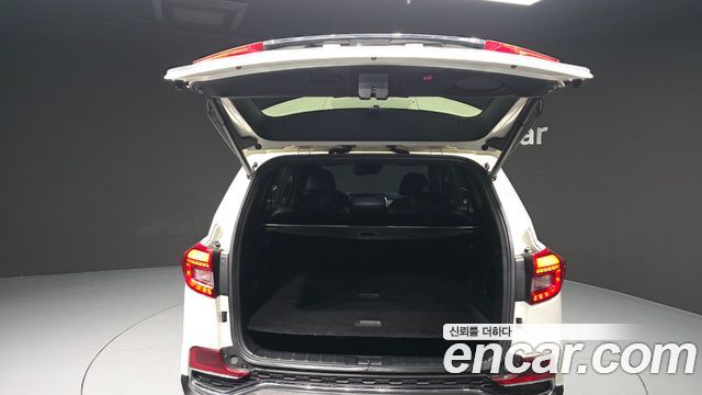 KG Mobility Rexton 2018 — photo 20
