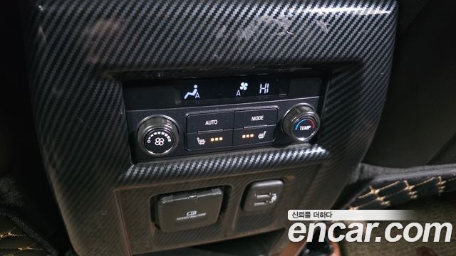 Chevrolet Korea Traverse 2020 — photo 19