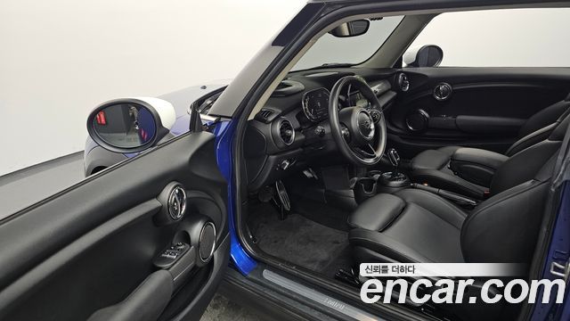 Mini Cooper 2021 — photo 10
