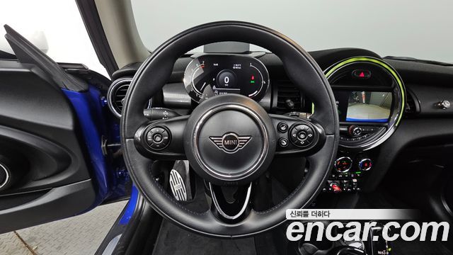 Mini Cooper 2021 — photo 14