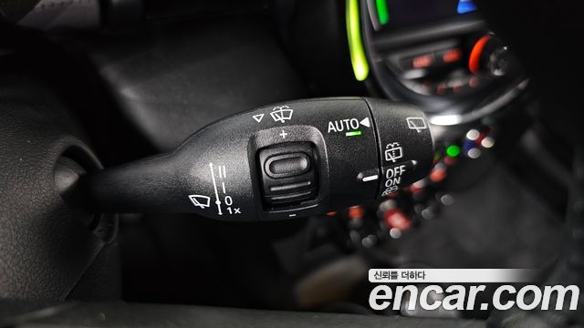 Mini Cooper 2021 — photo 15