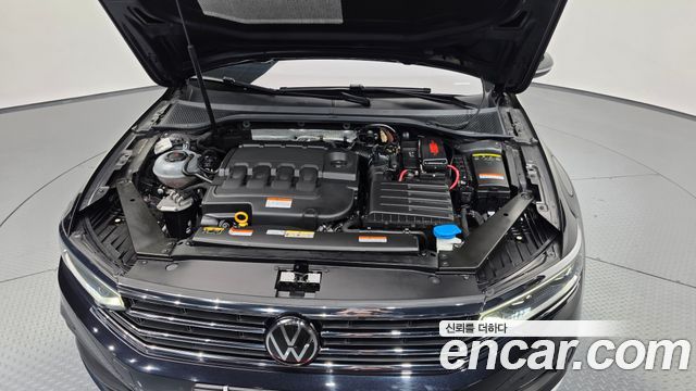 Volkswagen Passat 2021 — photo 6