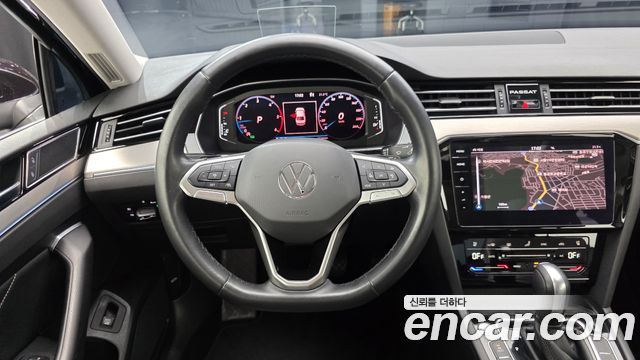 Volkswagen Passat 2021 — photo 13