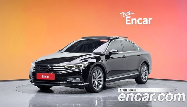 Volkswagen Passat 2021 — photo 1