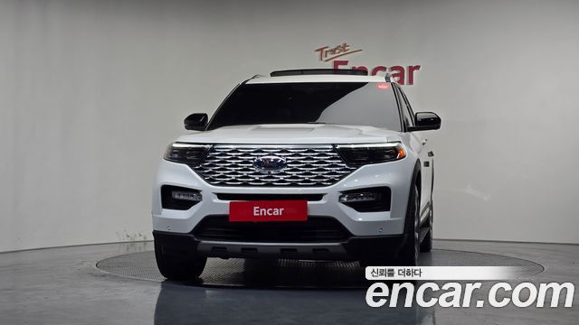 Ford Explorer 2023 — photo 3