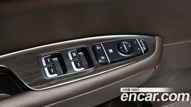 Kia K5 2019 — photo 19
