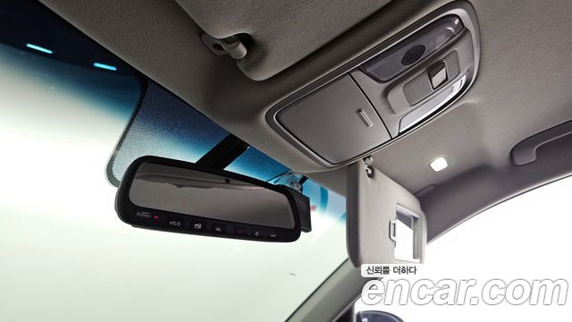 Kia K5 2019 — photo 20