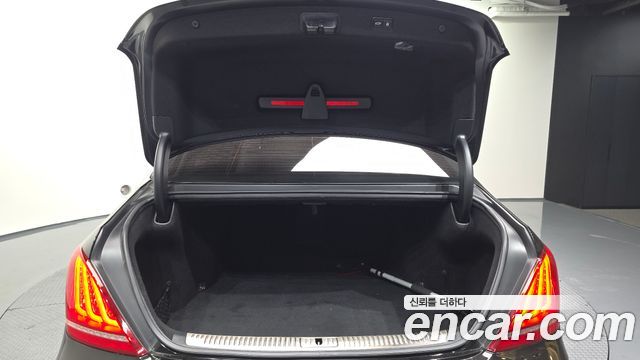 Genesis EQ900 2018 — photo 20