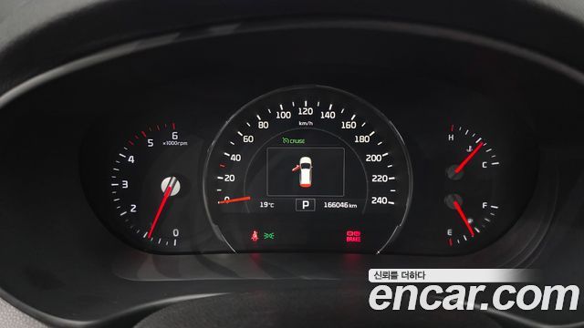 Kia Sorento 2016 — photo 8