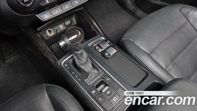 Kia Sorento 2016 — photo 9