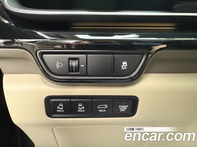 Kia Canival 2025 — photo 14