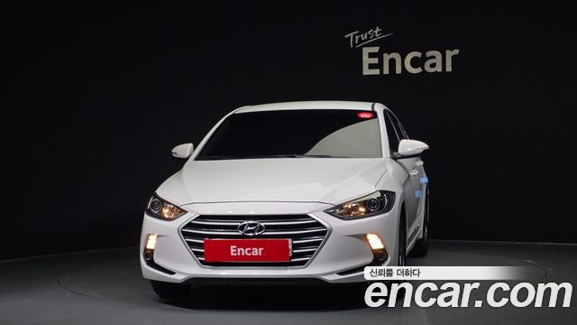 Hyundai AVANTE 2017 — photo 3