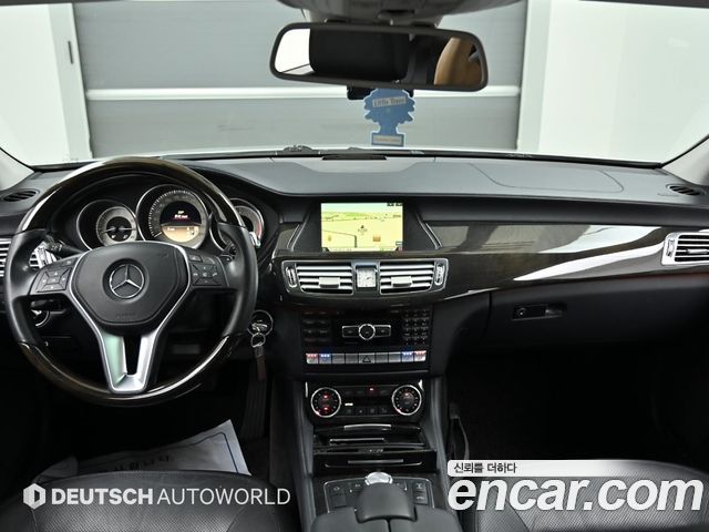 Mercedes-Benz CLS-Class 2012 — photo 7