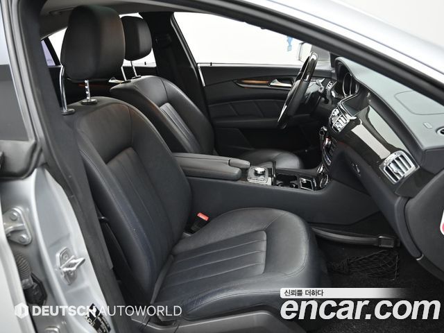 Mercedes-Benz CLS-Class 2012 — photo 10
