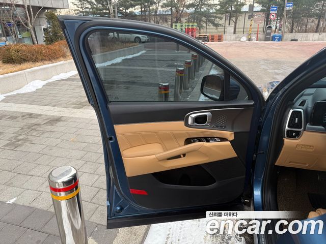 Kia Sorento 2022 — photo 16