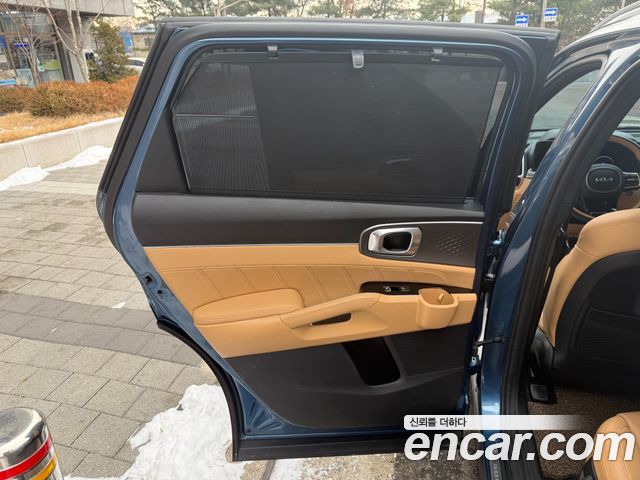Kia Sorento 2022 — photo 17