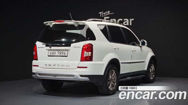KG Mobility Rexton 2015 — photo 2