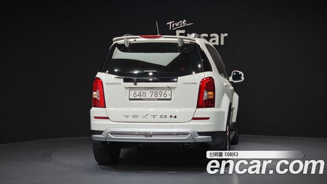 KG Mobility Rexton 2015 — photo 4