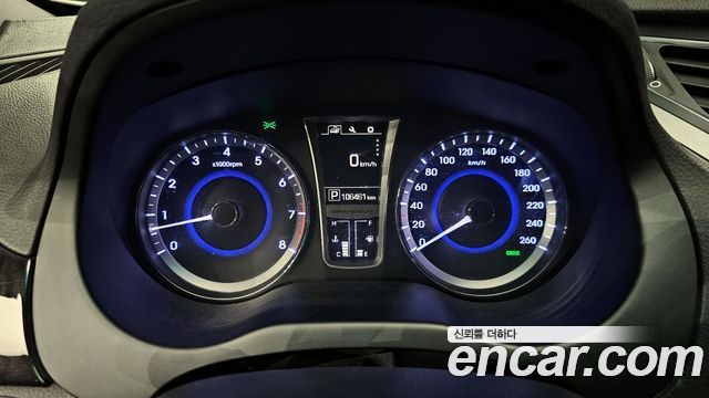 Hyundai Grandeur 2015 — photo 8