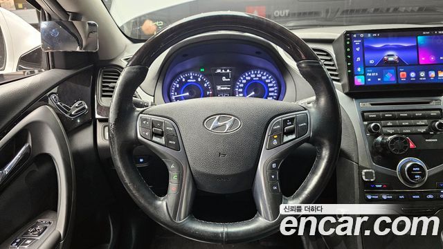 Hyundai Grandeur 2015 — photo 13