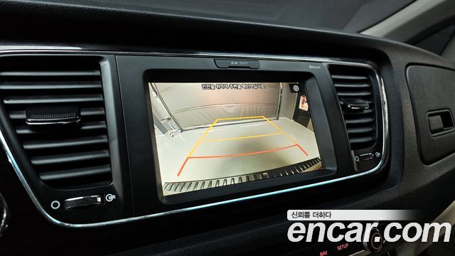 Kia Canival 2019 — photo 16