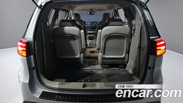 Kia Canival 2019 — photo 20