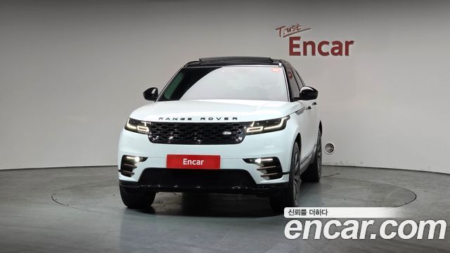 Land Rover Range Rover Velar 2019 — photo 3