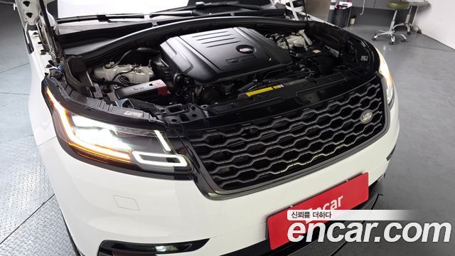 Land Rover Range Rover Velar 2019 — photo 6