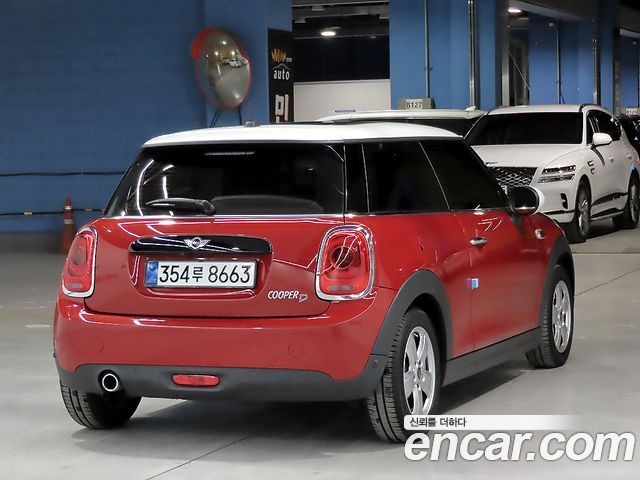 Mini Cooper 2018 — photo 4