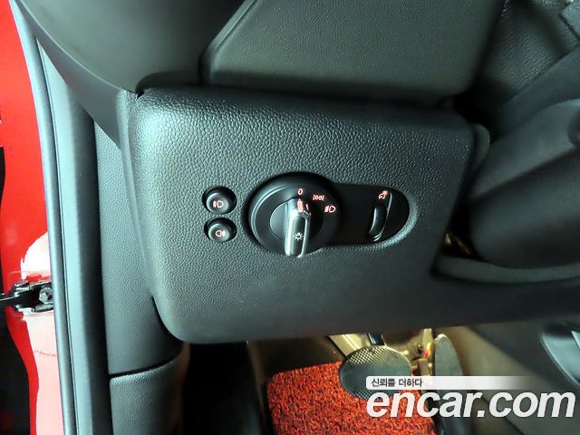 Mini Cooper 2018 — photo 8