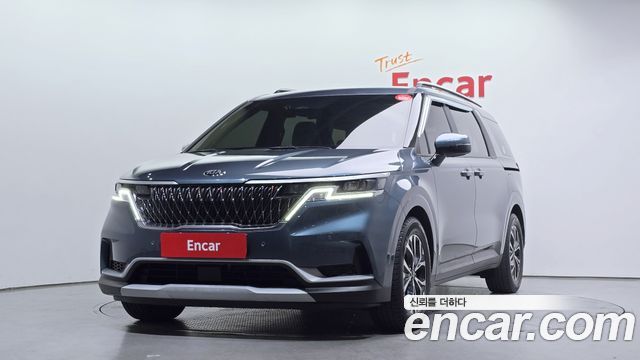 Kia Canival 2021 — photo 1
