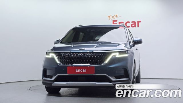 Kia Canival 2021 — photo 3