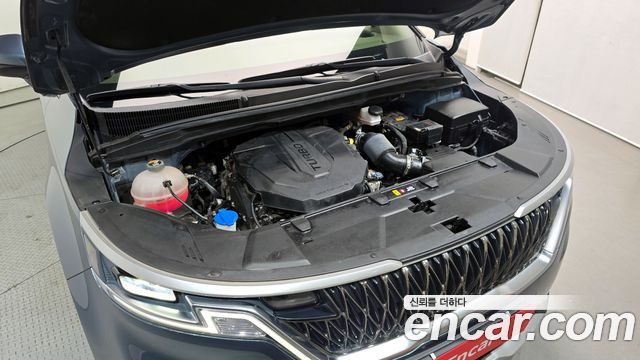 Kia Canival 2021 — photo 6